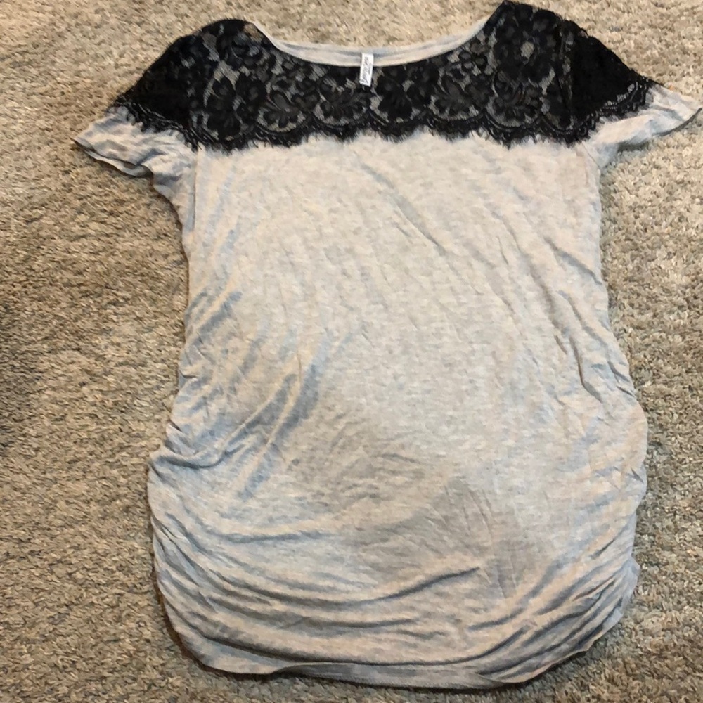 Grey maternity tshirt with black lace